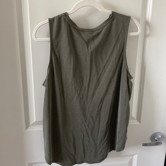 A New Day Pocket Tank - Picture 8 of 8